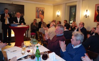 Mehr als 50 Teilnehmer waren am 17.1.2017 in der Trattoria Limone in Pöring beim Neujahrsempfang der Landkreis-FDP (Foto: Peter Pernsteiner)